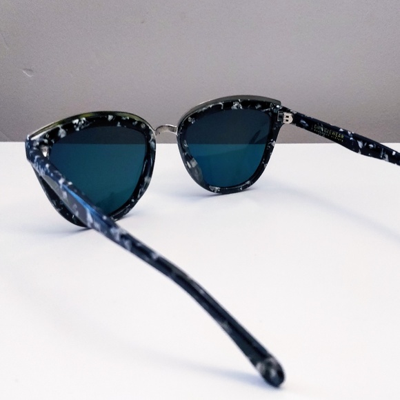 DIFF Red Mirror Cateye Sunglasses - Picture 3 of 3